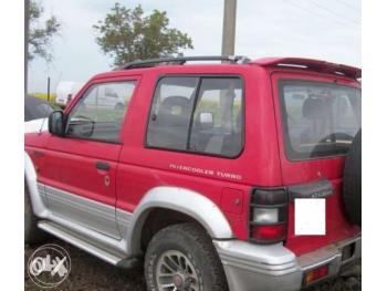 imagine dezmembrez-Mitsubishi-Pajero-avariat-27627.htm