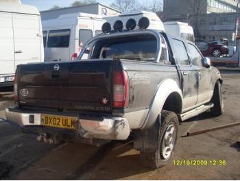 imagine dezmembrez-Nissan-Navara-avariat-1997.htm