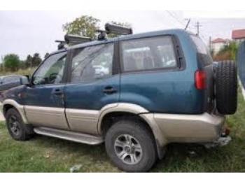 imagine dezmembrez-Nissan-Terrano-avariat-4113.htm