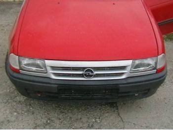 imagine dezmembrez-Opel-Astra-F-avariat-11730.htm