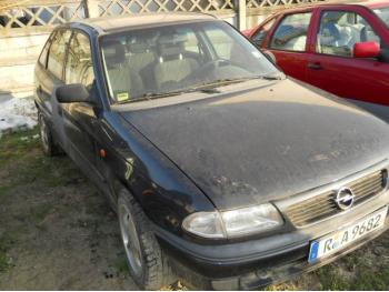 dezmembrez-Opel-Astra-F-avariat-13307.htm imagine dezmembrez-Opel-Astra-F-avariat-13307.htm