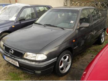 dezmembrez-Opel-Astra-F-avariat-14237.htm imagine dezmembrez-Opel-Astra-F-avariat-14237.htm
