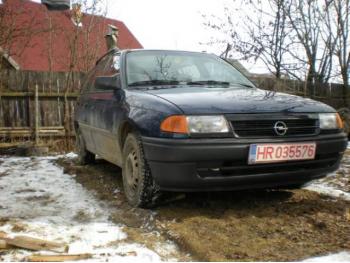 dezmembrez-Opel-Astra-F-avariat-2060.htm imagine dezmembrez-Opel-Astra-F-avariat-2060.htm