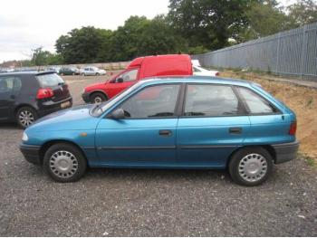 imagine dezmembrez-Opel-Astra-F-avariat-2781.htm