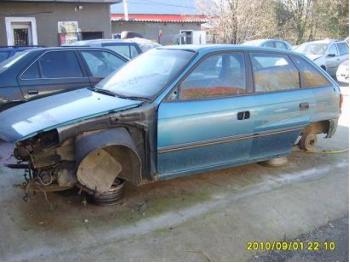 dezmembrez-Opel-Astra-F-avariat-3369.htm imagine dezmembrez-Opel-Astra-F-avariat-3369.htm