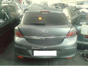 imagine dezmembrez-Opel-Astra-H-avariat-17816.htm