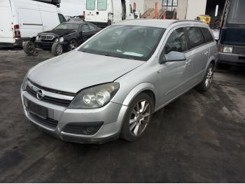 imagine dezmembrez-Opel-Astra-H-avariat-28008.htm