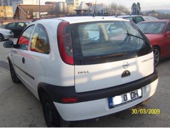 imagine dezmembrez-Opel-Corsa-A-avariat-1029.htm