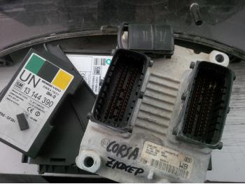 imagine dezmembrez-Opel-Corsa-A-avariat-28231.htm
