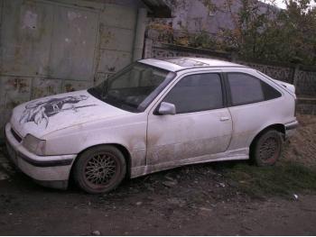 dezmembrez-Opel-Kadett-E-avariat-66.htm imagine dezmembrez-Opel-Kadett-E-avariat-66.htm