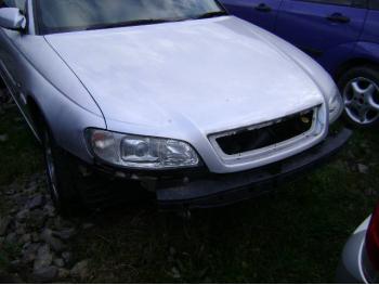 imagine dezmembrez-Opel-Omega-B-avariat-493.htm