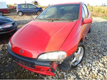 imagine dezmembrez-Opel-Tigra-avariat-18349.htm