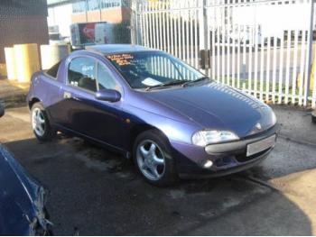 imagine dezmembrez-Opel-Tigra-avariat-9295.htm