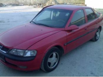imagine dezmembrez-Opel-Vectra-B-avariat-1030.htm