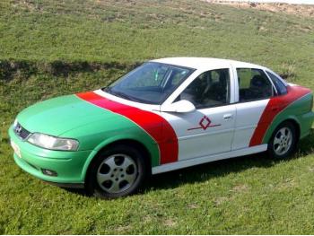 imagine dezmembrez-Opel-Vectra-B-avariat-1077.htm