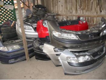 dezmembrez-Opel-Vectra-B-avariat-11784.htm imagine dezmembrez-Opel-Vectra-B-avariat-11784.htm