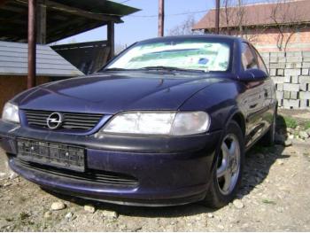 imagine dezmembrez-Opel-Vectra-B-avariat-13993.htm