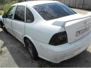 dezmembrez-Opel-Vectra-B-avariat-15093.htm imagine dezmembrez-Opel-Vectra-B-avariat-15093.htm