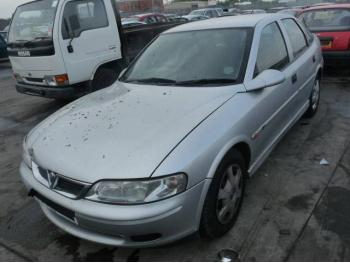 imagine dezmembrez-Opel-Vectra-B-avariat-1567.htm
