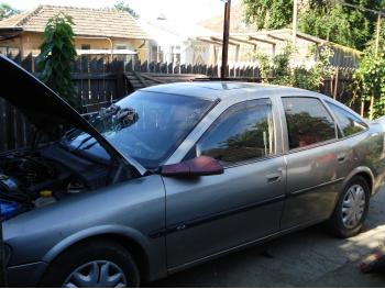 imagine dezmembrez-Opel-Vectra-B-avariat-17332.htm