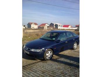 dezmembrez-Opel-Vectra-B-avariat-18092.htm imagine dezmembrez-Opel-Vectra-B-avariat-18092.htm