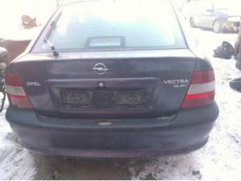imagine dezmembrez-Opel-Vectra-B-avariat-28986.htm