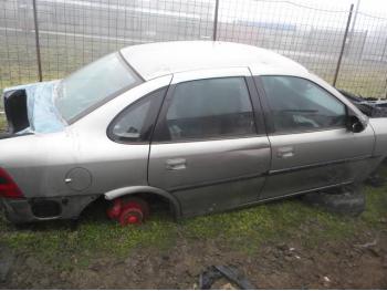 dezmembrez-Opel-Vectra-B-avariat-3720.htm imagine dezmembrez-Opel-Vectra-B-avariat-3720.htm
