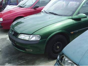 imagine dezmembrez-Opel-Vectra-B-avariat-9457.htm