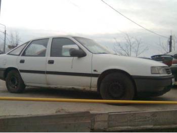 imagine dezmembrez-Opel-Vectra-avariat-10876.htm