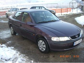 imagine dezmembrez-Opel-Vectra-avariat-16557.htm