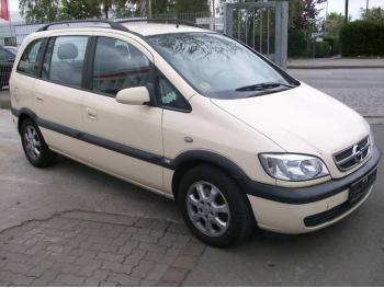 imagine dezmembrez-Opel-Zafira-avariat-11822.htm