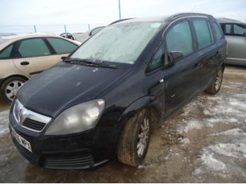 imagine dezmembrez-Opel-Zafira-avariat-21019.htm