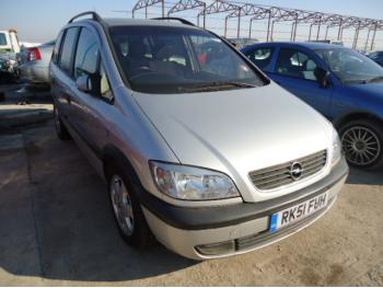 imagine dezmembrez-Opel-Zafira-avariat-21214.htm