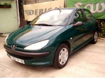 dezmembrez-Peugeot-206-avariat-10787.htm imagine dezmembrez-Peugeot-206-avariat-10787.htm