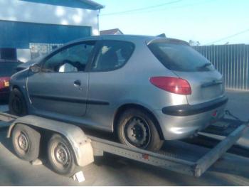 dezmembrez-Peugeot-206-avariat-10882.htm imagine dezmembrez-Peugeot-206-avariat-10882.htm