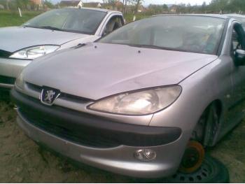 dezmembrez-Peugeot-206-avariat-11288.htm imagine dezmembrez-Peugeot-206-avariat-11288.htm