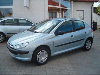 dezmembrez-Peugeot-206-avariat-11889.htm imagine dezmembrez-Peugeot-206-avariat-11889.htm