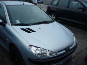 dezmembrez-Peugeot-206-avariat-13708.htm imagine dezmembrez-Peugeot-206-avariat-13708.htm