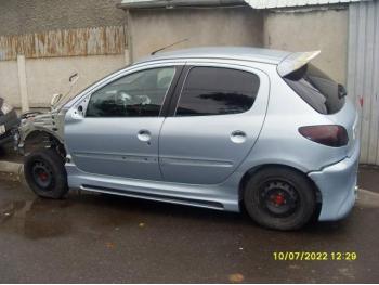 dezmembrez-Peugeot-206-avariat-1772.htm imagine dezmembrez-Peugeot-206-avariat-1772.htm