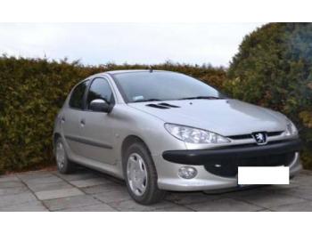 dezmembrez-Peugeot-206-avariat-25660.htm imagine dezmembrez-Peugeot-206-avariat-25660.htm