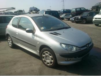 dezmembrez-Peugeot-206-avariat-26888.htm imagine dezmembrez-Peugeot-206-avariat-26888.htm