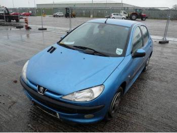 dezmembrez-Peugeot-206-avariat-827.htm imagine dezmembrez-Peugeot-206-avariat-827.htm