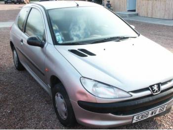 dezmembrez-Peugeot-206-avariat-8745.htm imagine dezmembrez-Peugeot-206-avariat-8745.htm