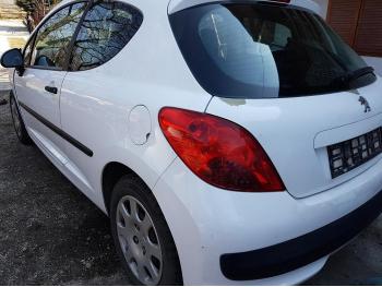 imagine dezmembrez-Peugeot-207-avariat-28850.htm