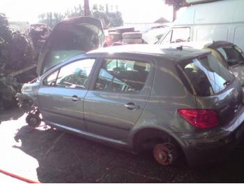 imagine dezmembrez-Peugeot-307-avariat-10029.htm