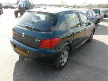 imagine dezmembrez-Peugeot-307-avariat-1175.htm