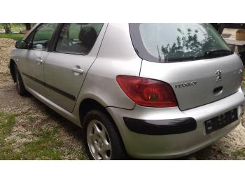 imagine dezmembrez-Peugeot-307-avariat-27431.htm