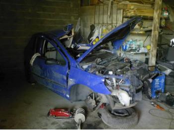 imagine dezmembrez-Peugeot-307-avariat-9767.htm