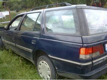 imagine dezmembrez-Peugeot-405-avariat-15301.htm