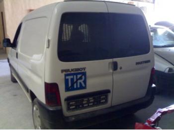 imagine dezmembrez-Peugeot-Partner-avariat-16000.htm